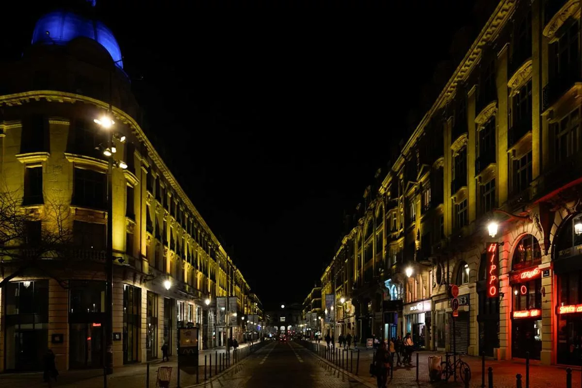 Lille lit up