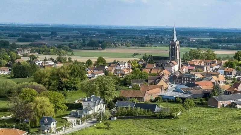 Mons